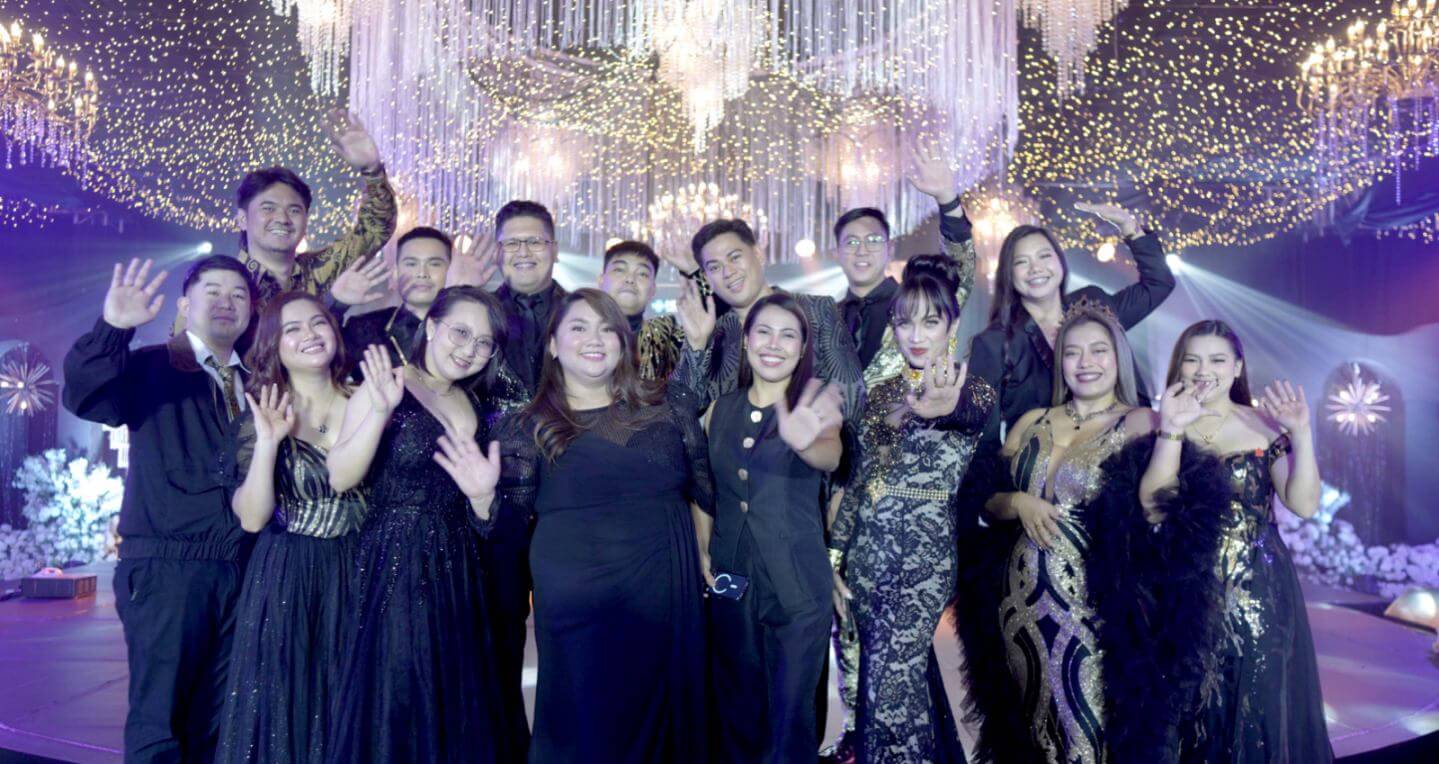 Healthscope colleagues celebrating together at a team event